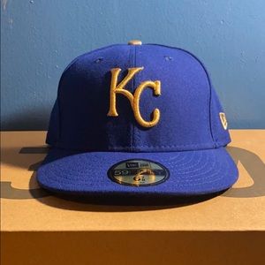 Kansas City Royals Low-Profile Fitted Cap.